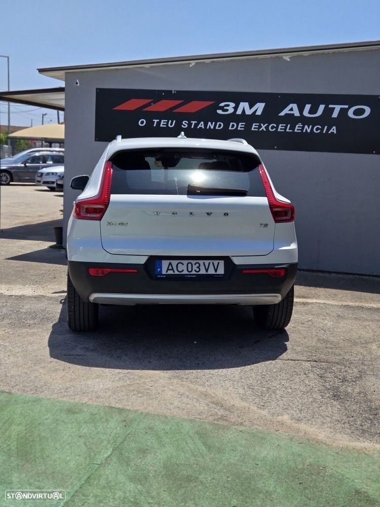 Volvo XC 40 1.5 T2 Momentum - 5