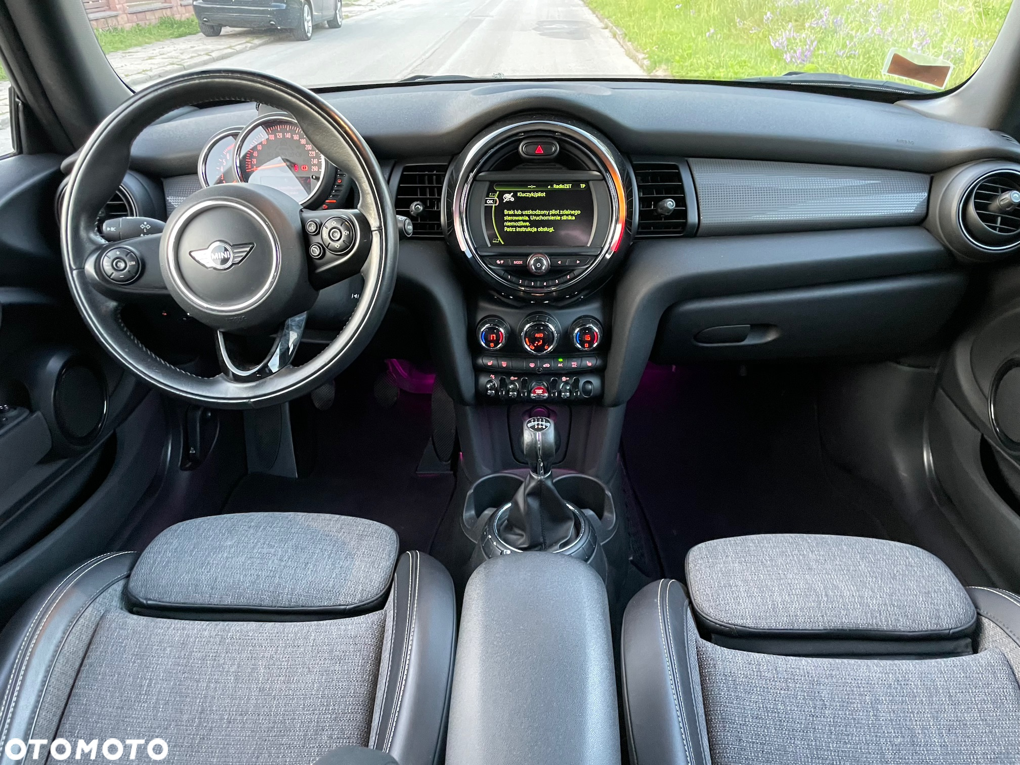 MINI Cooper Anniversary Edition - 28
