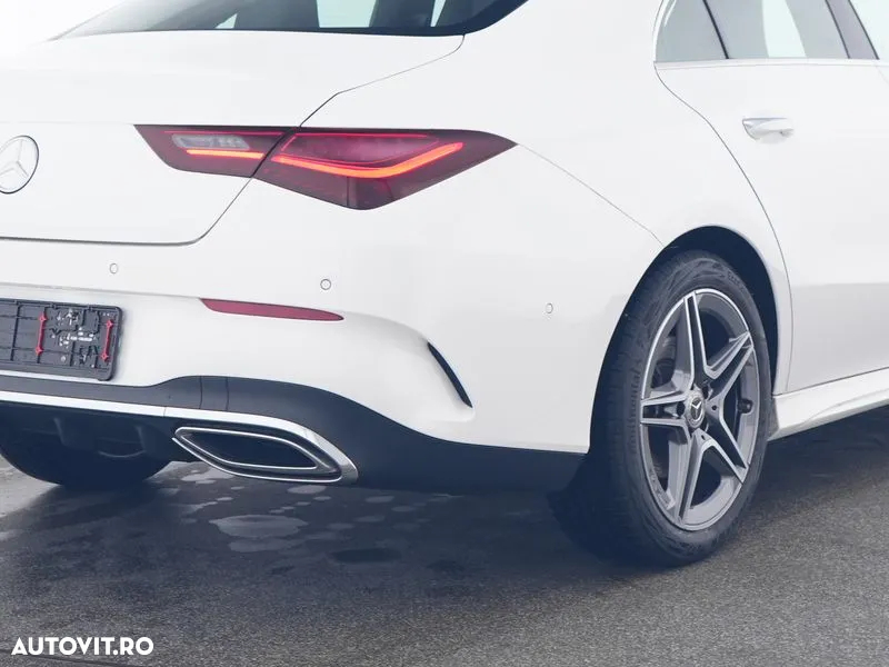 Mercedes-Benz CLA 200 MHEV Coupe - 9