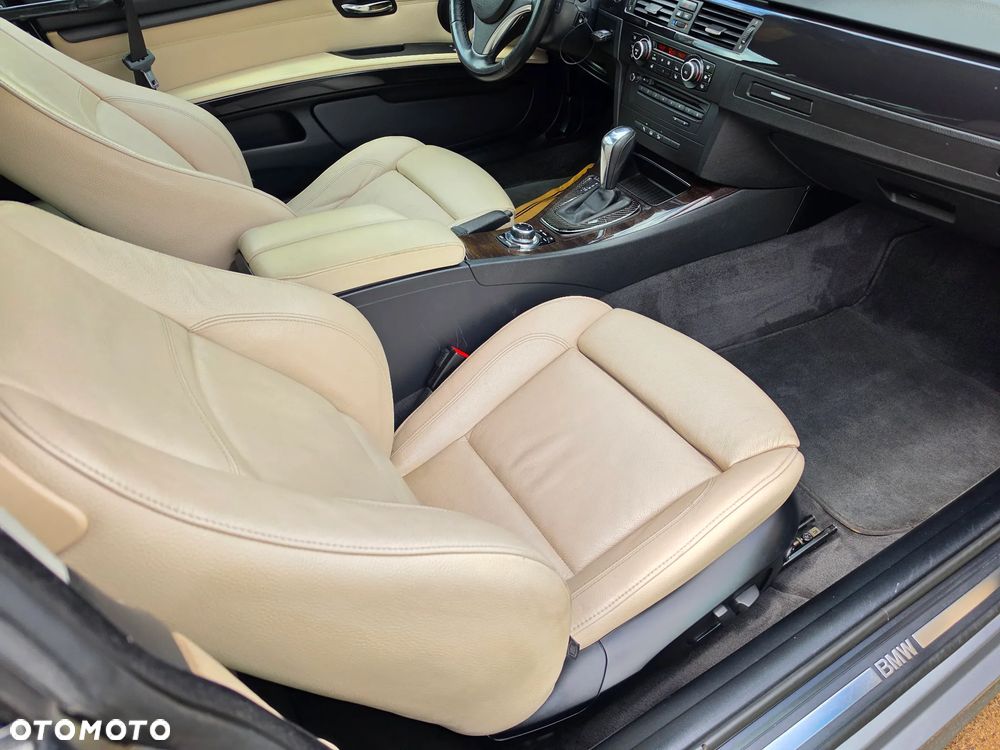 BMW Seria 3 330i xDrive Edition Exclusive - 11