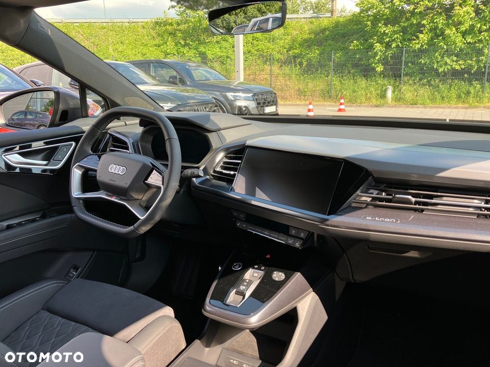 Audi Q4 e-tron 45 82kWh - 12