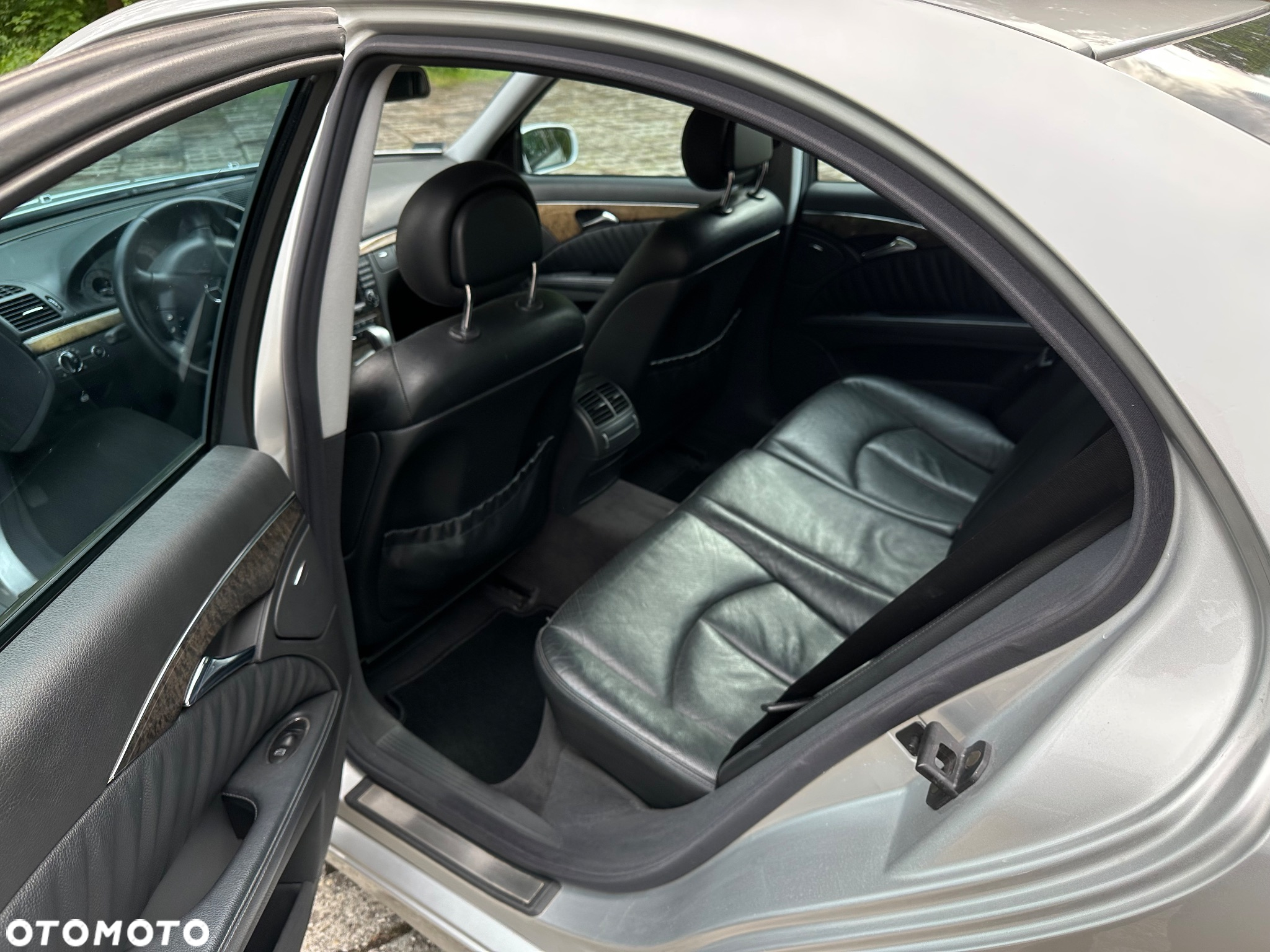 Mercedes-Benz Klasa E - 12