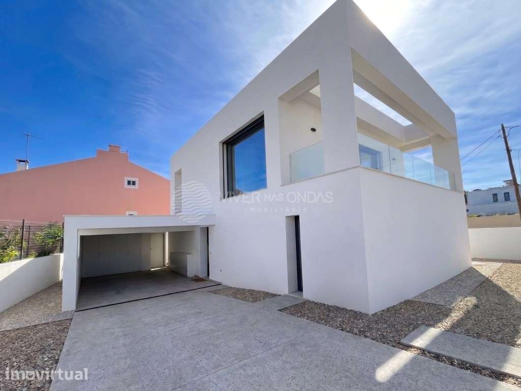 Moradia V4 de Luxo com Piscina e Garagem - Charneca da Caparica - Grande imagem: 3/47