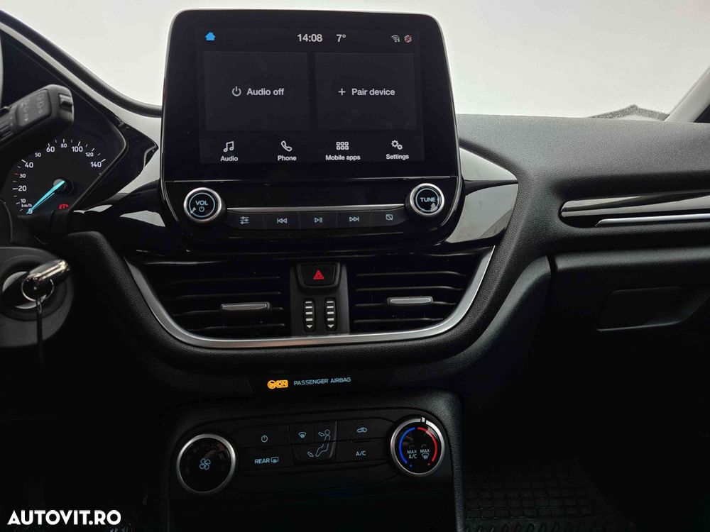 Ford Fiesta 1.1 Trend Connected - 16