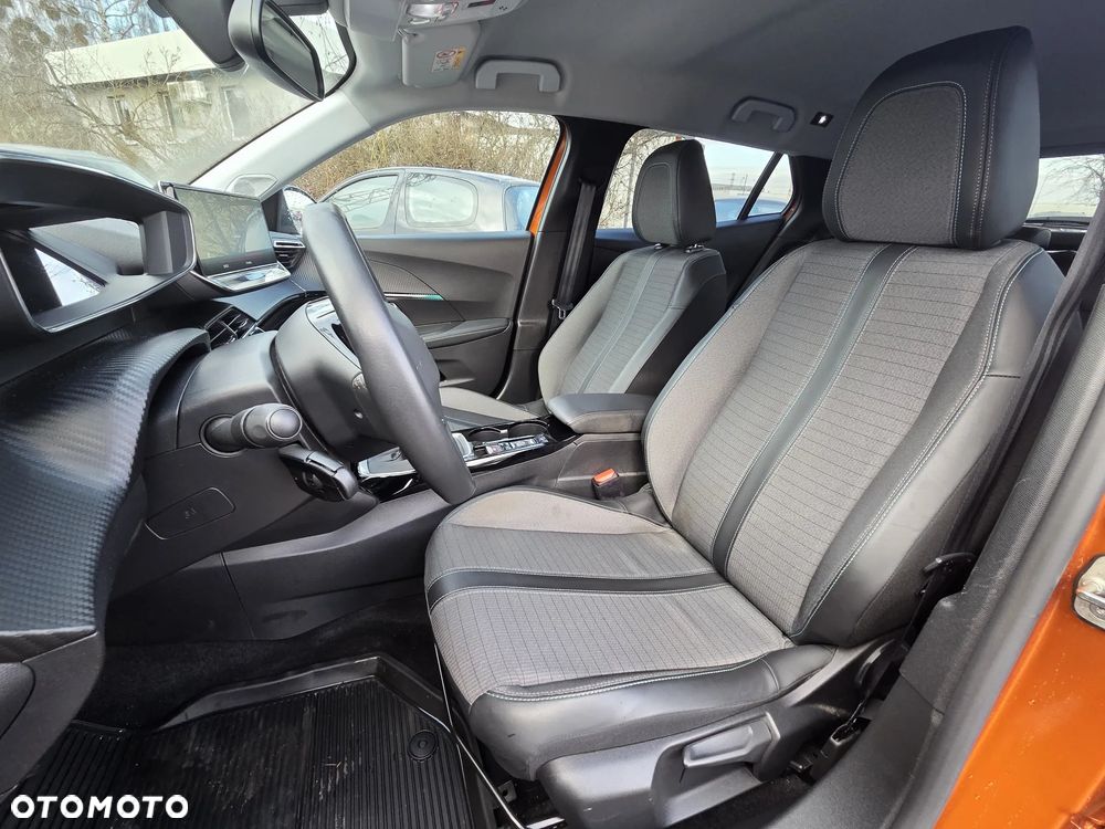 Peugeot 2008 1.2 PureTech Allure Pack S&S - 9