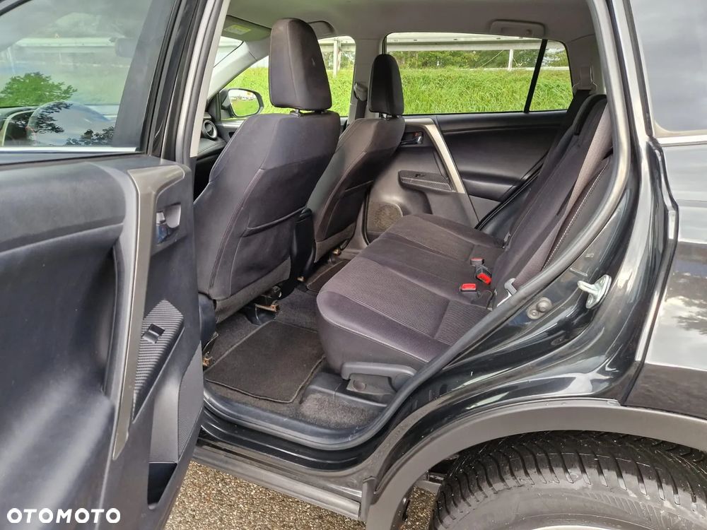 Toyota RAV4 - 12