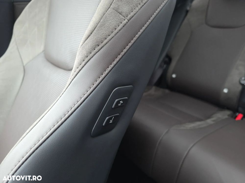 Lexus Seria RX 450h+ E-Four PHEV Luxury - 33