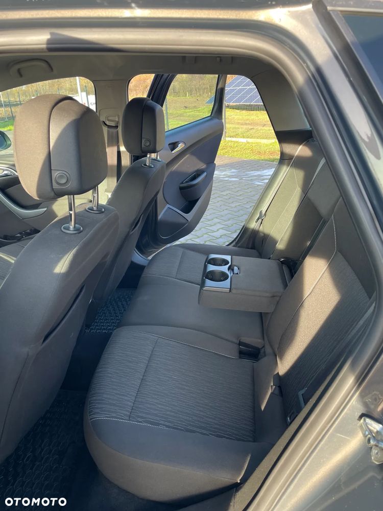 Opel Astra 1.7 CDTI - 14