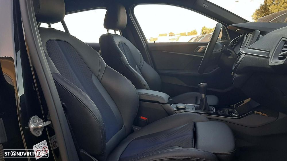 BMW 116 d Pack Desportivo M - 24