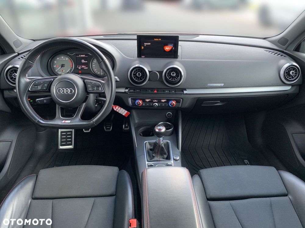 Audi S3 Sportback - 12