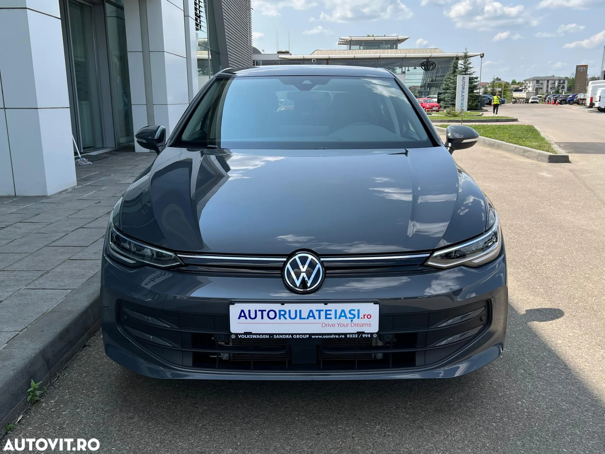 Volkswagen Golf 1.5 TSI eHybrid DSG PHEV Life - 8