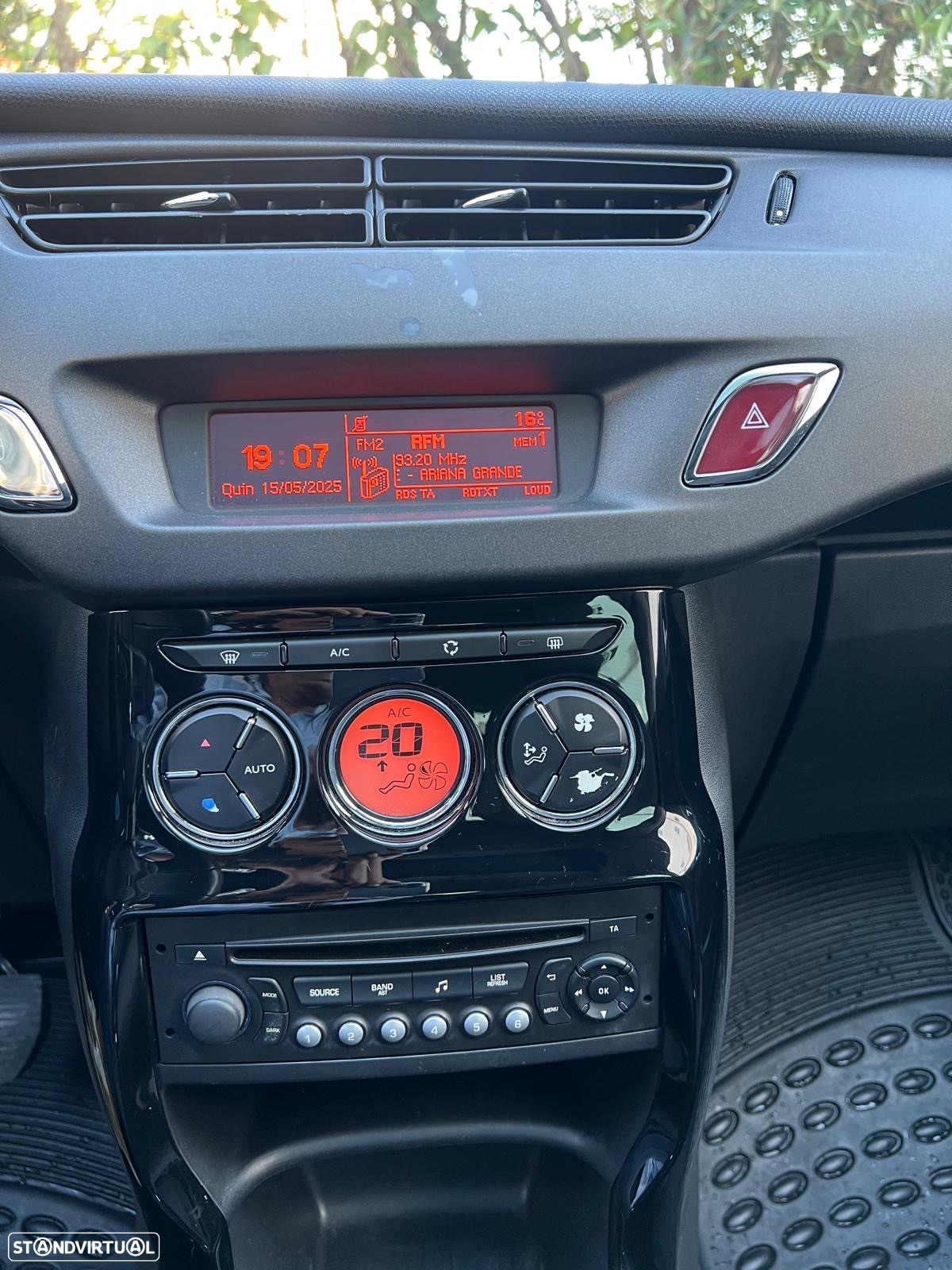 Citroën C3 1.2 PureTech Attraction - 10