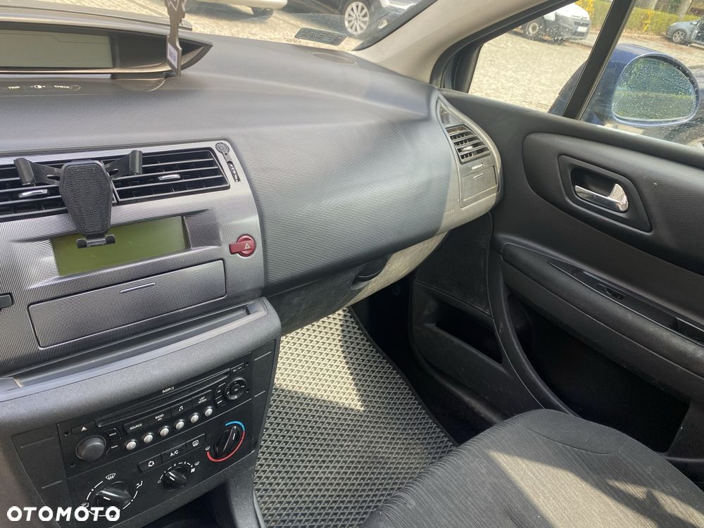 Citroën C4 - 7