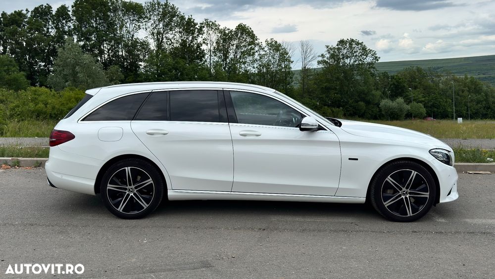 Mercedes-Benz C - 6