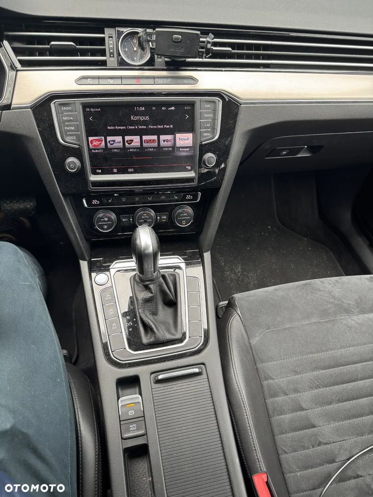 Volkswagen Passat 2.0 TDI BMT Highline DSG - 16