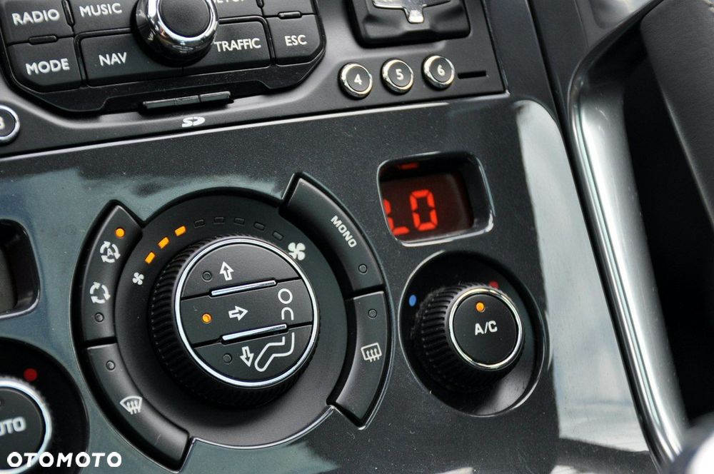Peugeot 3008 - 35