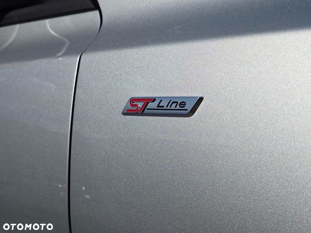 Ford Focus 1.0 EcoBoost mHEV ST-Line X - 26