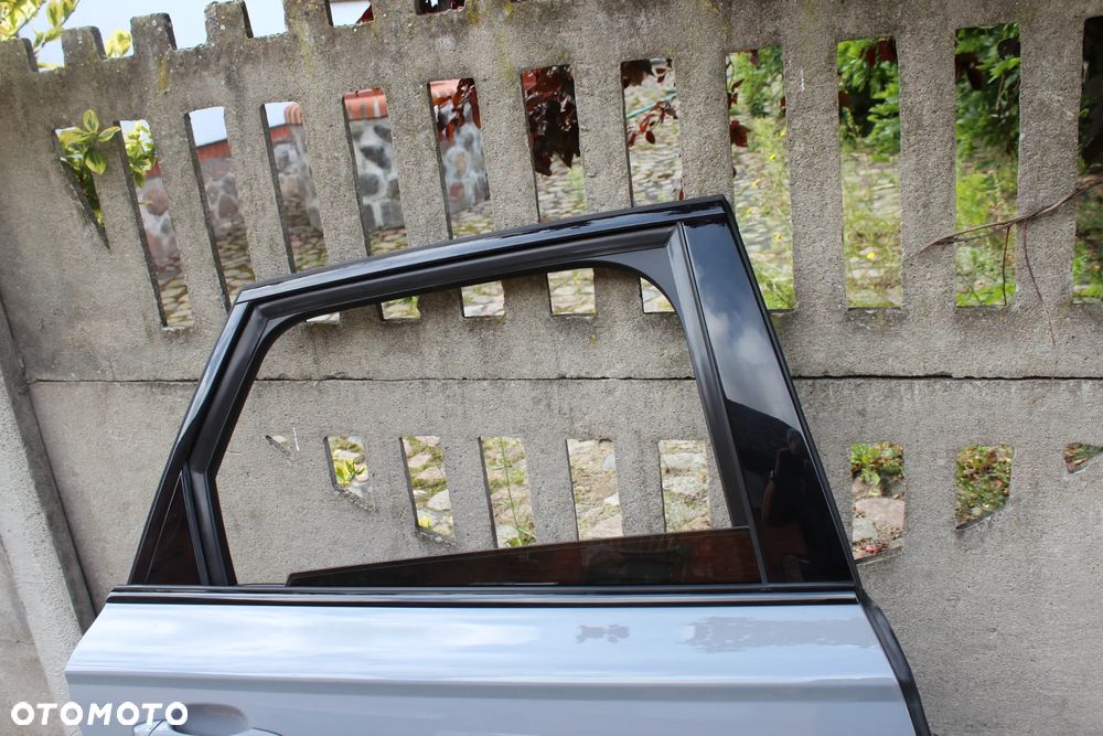 DRZWI TYLNE PRAWE AUDI A6 C7 AVANT LY7C 2017 - 12