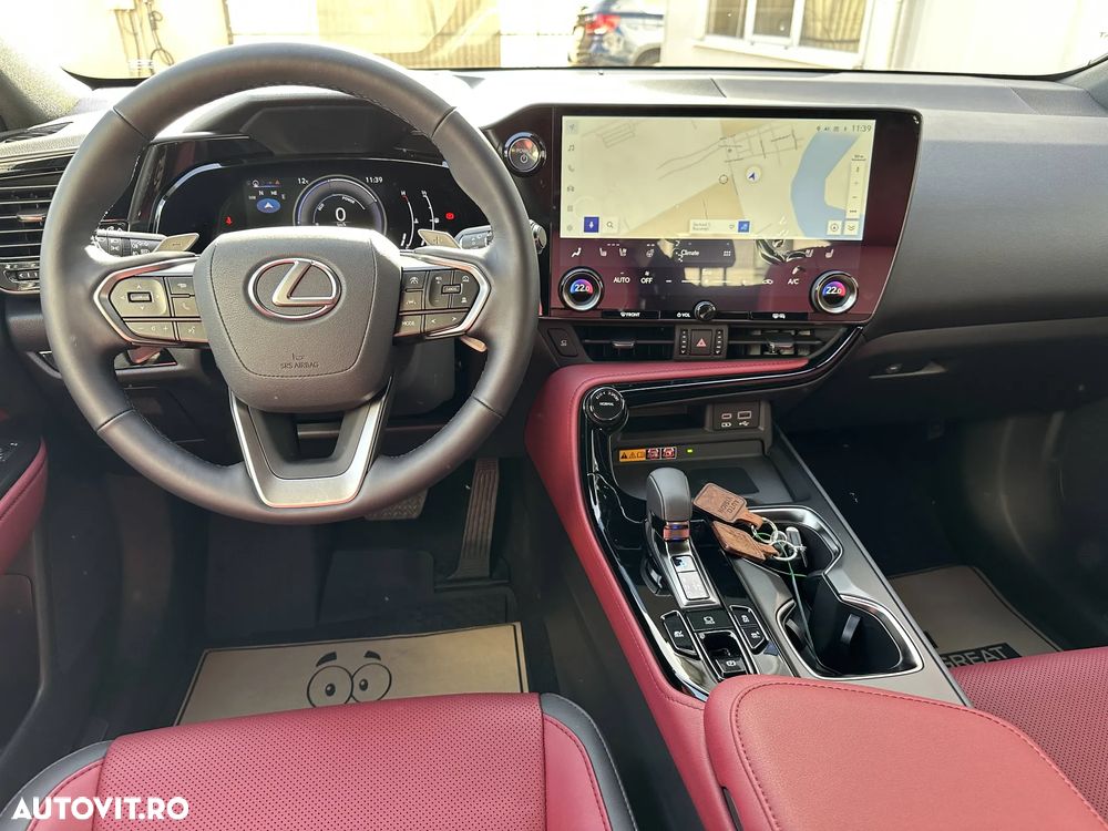 Lexus Seria NX - 26