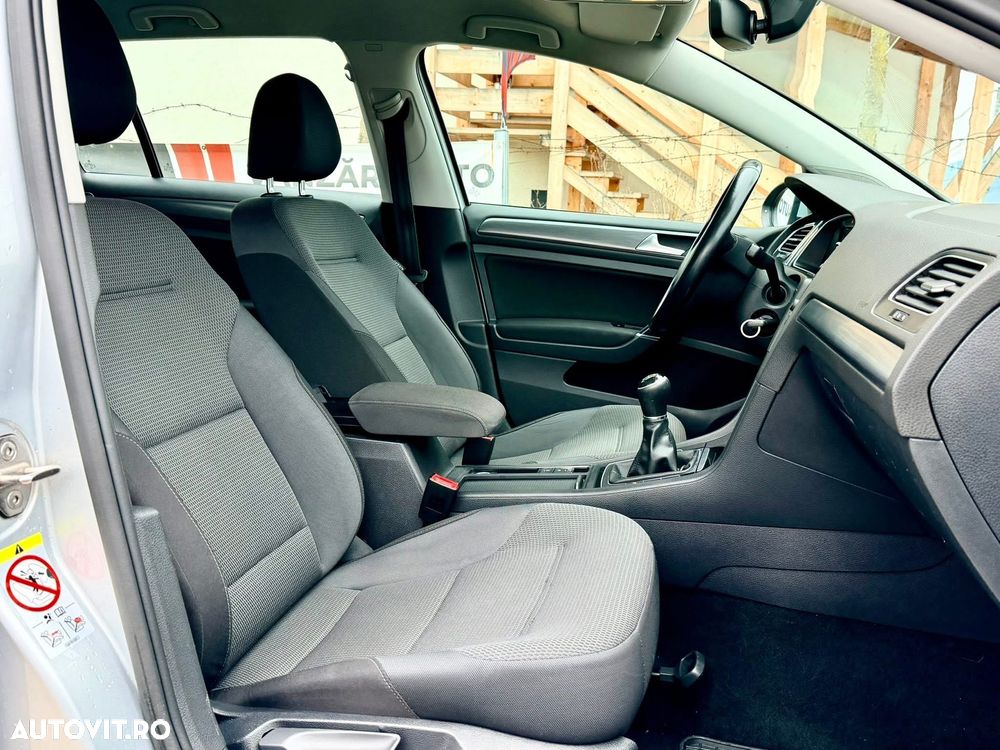 Volkswagen Golf 1.6 TDI Comfortline - 18