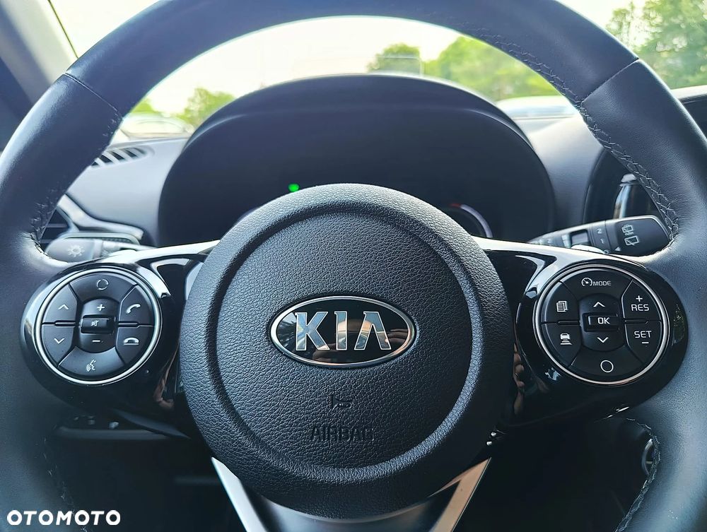 Kia Soul 64kWh L - 25