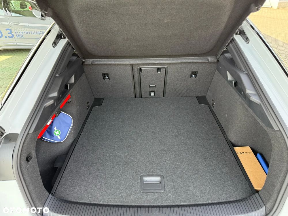 Volkswagen ID.7 77kWh Pro - 17