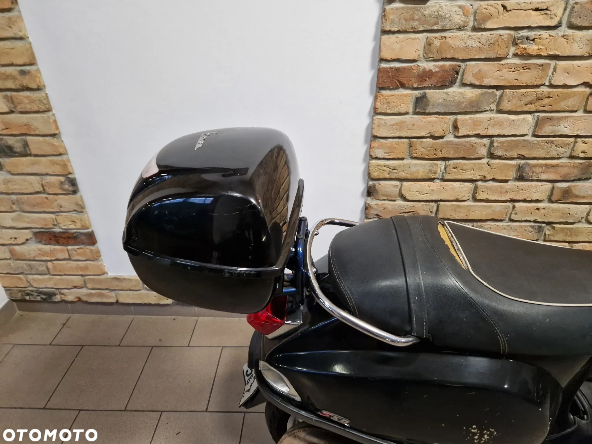 Vespa LX - 18