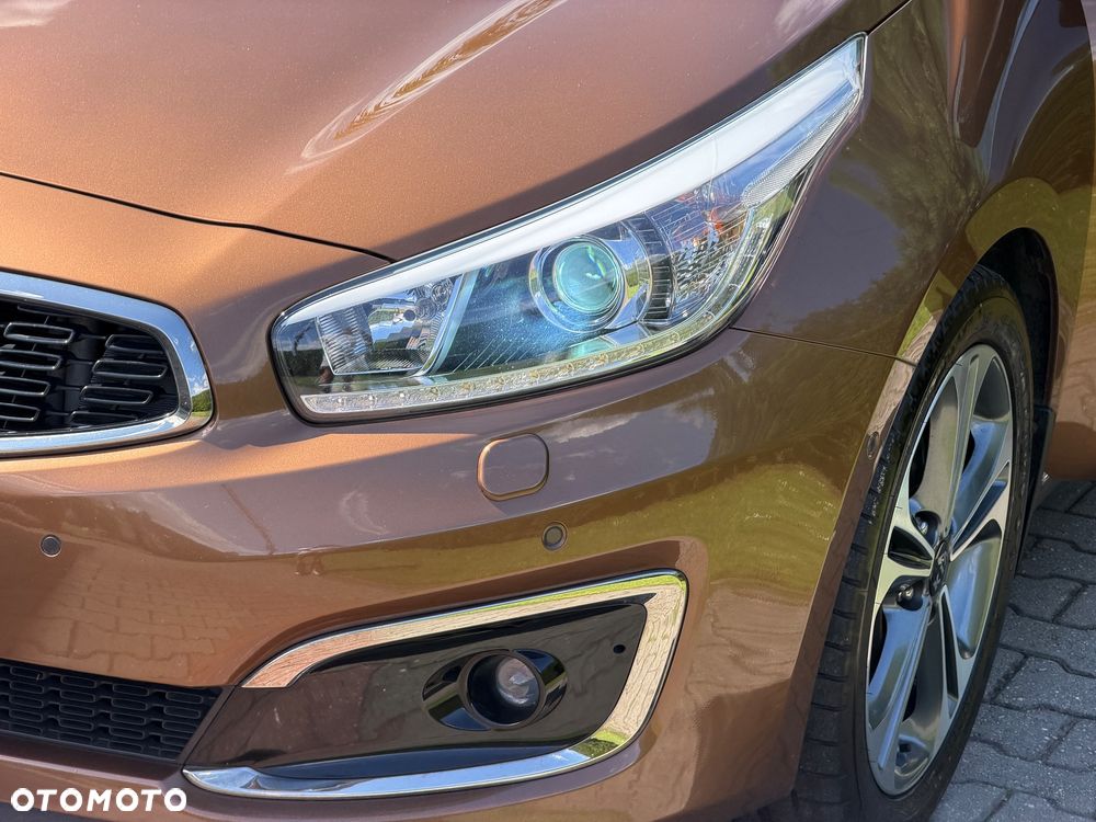 Kia Ceed 1.6 CRDi 136 ISG Platinum Edition - 15