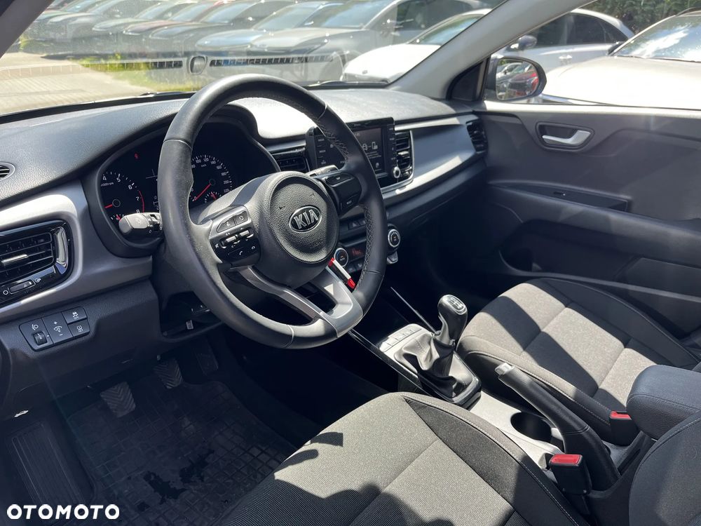 Kia Rio 1.4 L - 9