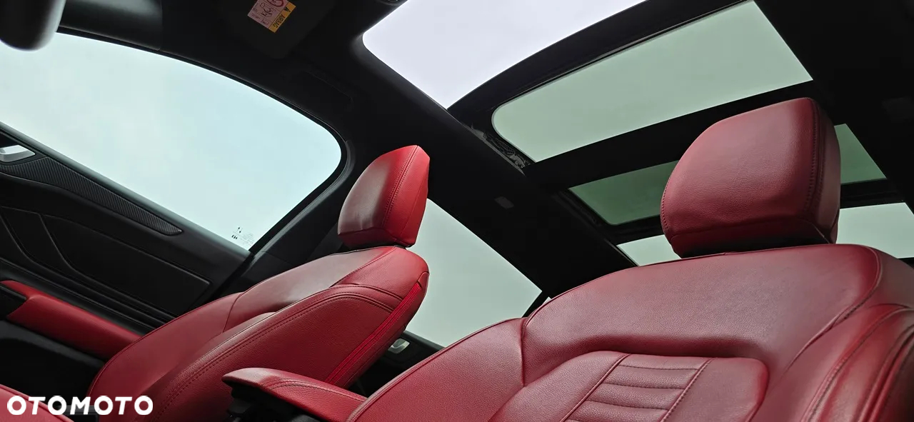 Ford Focus 1.5 EcoBoost ST-Line Business - 31