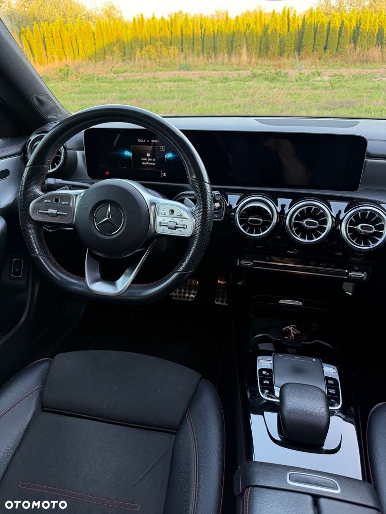 Mercedes-Benz CLA 220 AMG Line 7G-DCT - 16