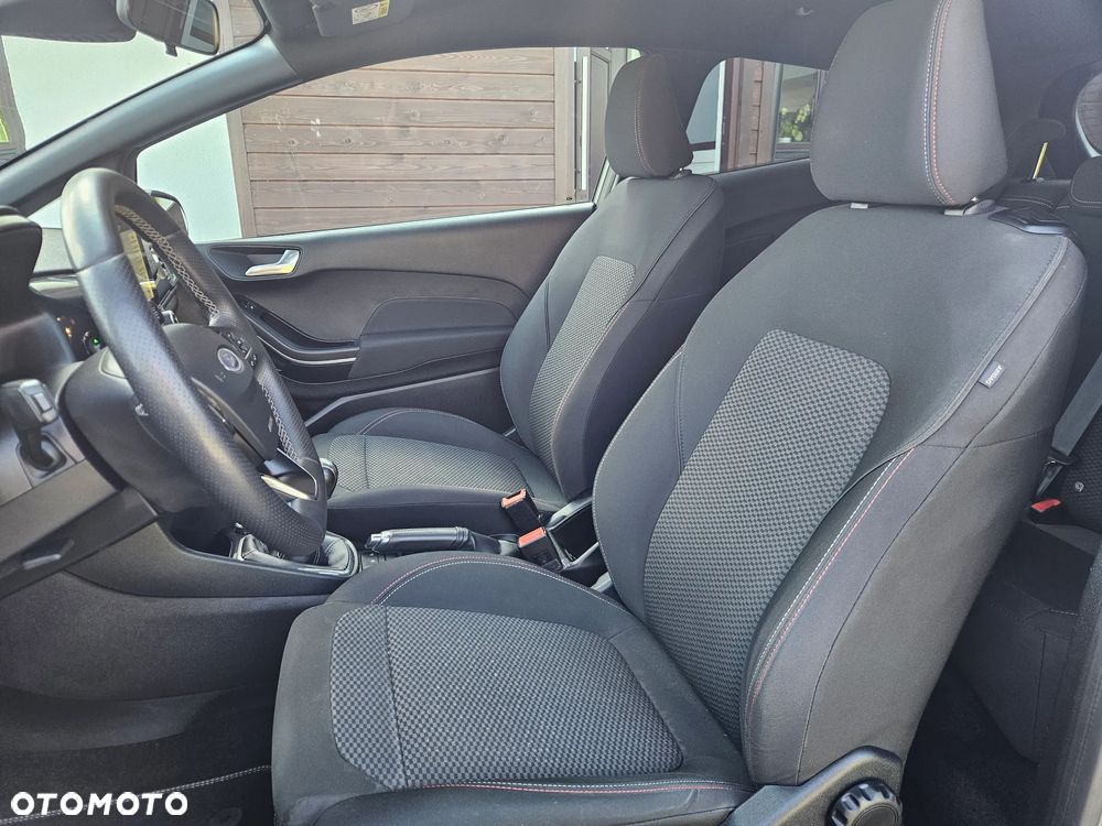 Ford Fiesta 1.0 EcoBoost S&S ST-LINE - 28