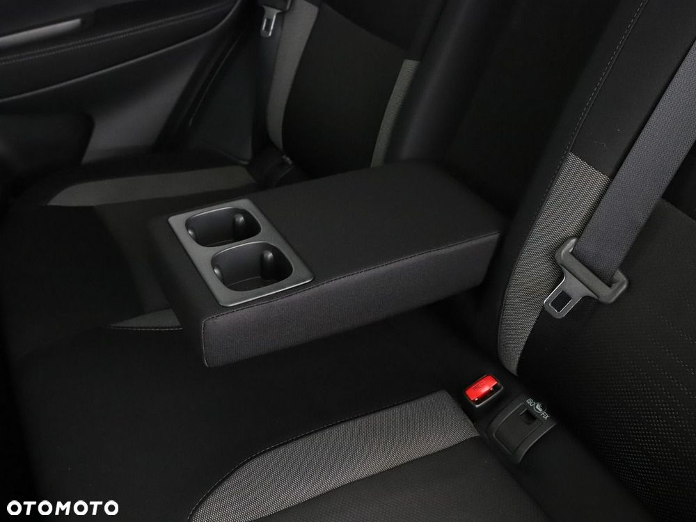 Nissan Qashqai 1.6 DIG-T N-Connecta - 37