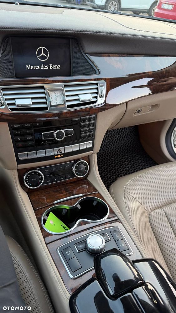 Mercedes-Benz CLS 500 4Matic 7G-TRONIC - 5