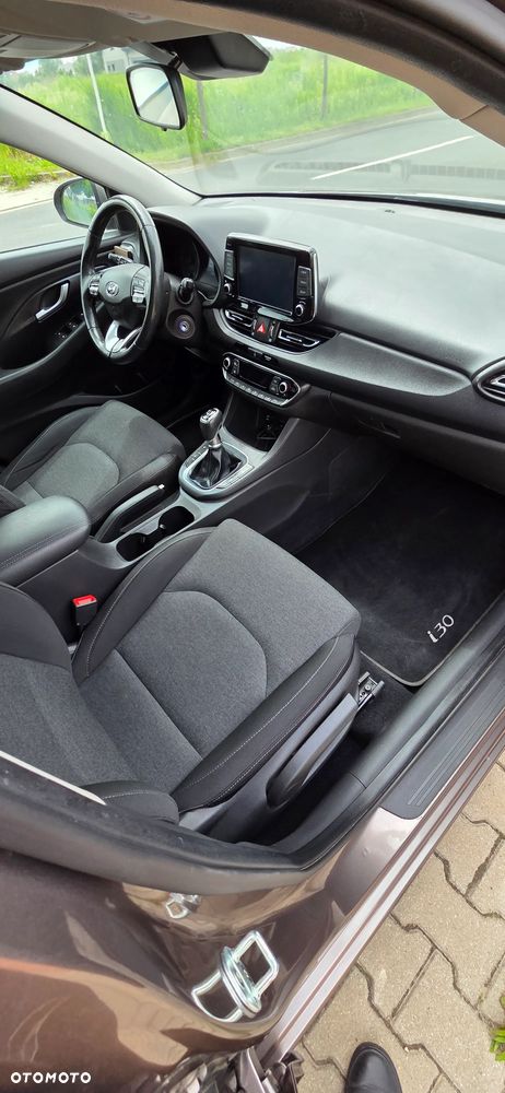 Hyundai i30 1.5 DPI Comfort - 10