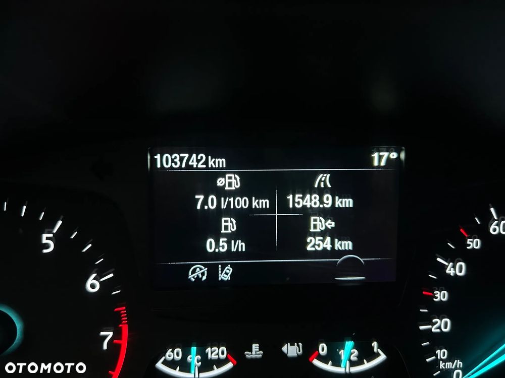 Ford Focus 1.0 EcoBoost Trend Edition - 28