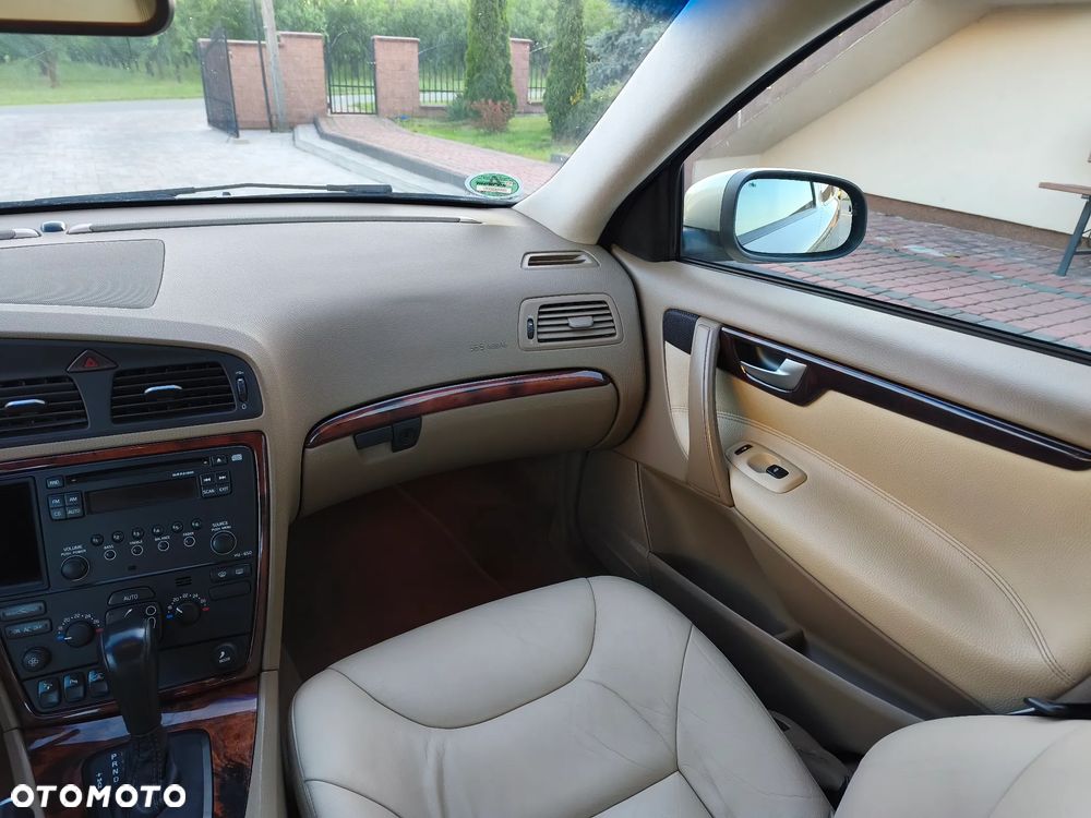 Volvo S60 2.4D Kinetic - 26
