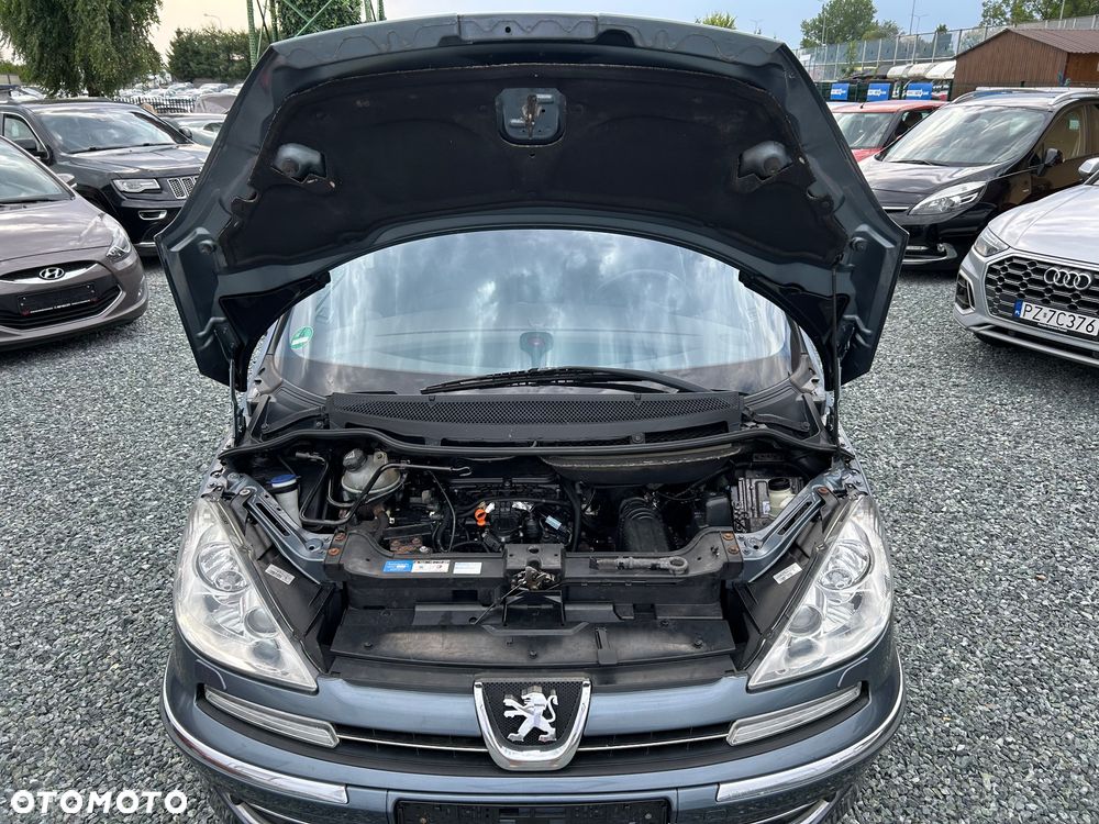 Peugeot 807 - 25