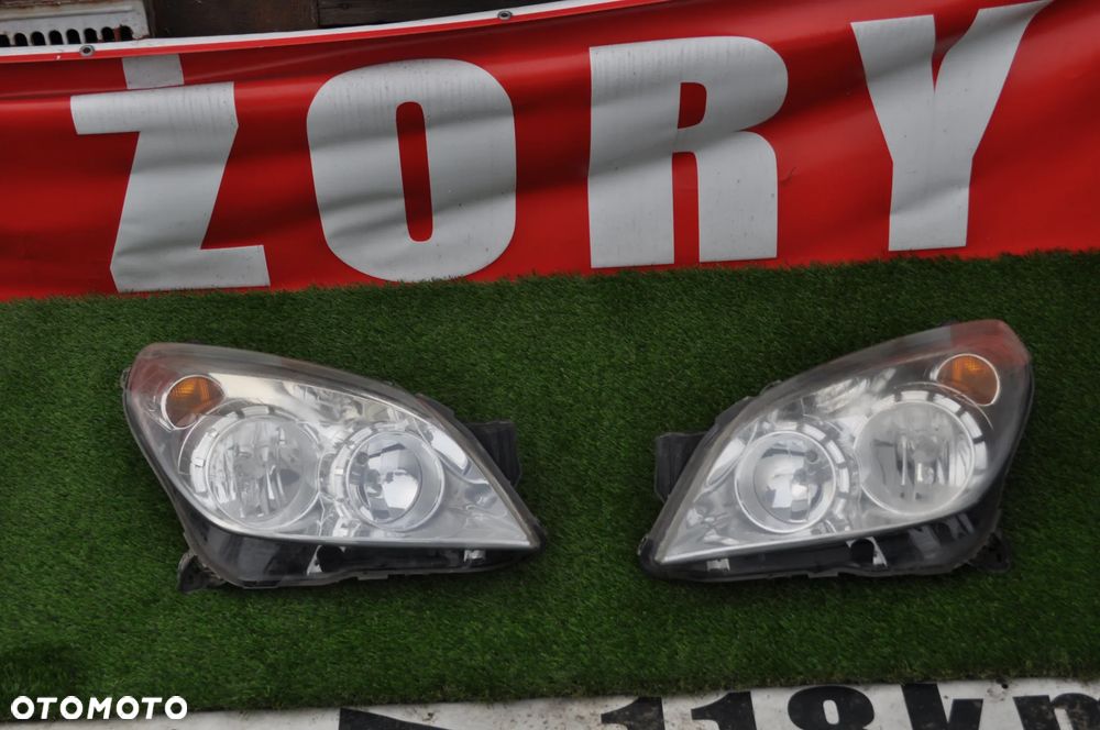 opel astra H III lampa prawa WYSYŁKA - 1
