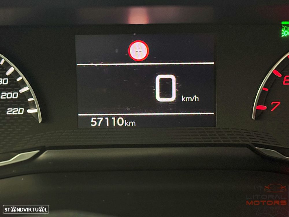 Peugeot 208 1.2 PureTech Allure - 25