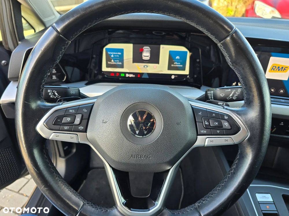 Volkswagen Golf - 26