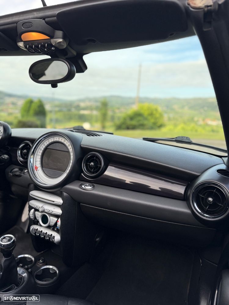 MINI Cabrio Cooper S - 8