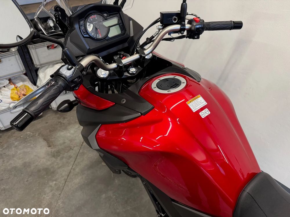 Suzuki V-STROM - 18
