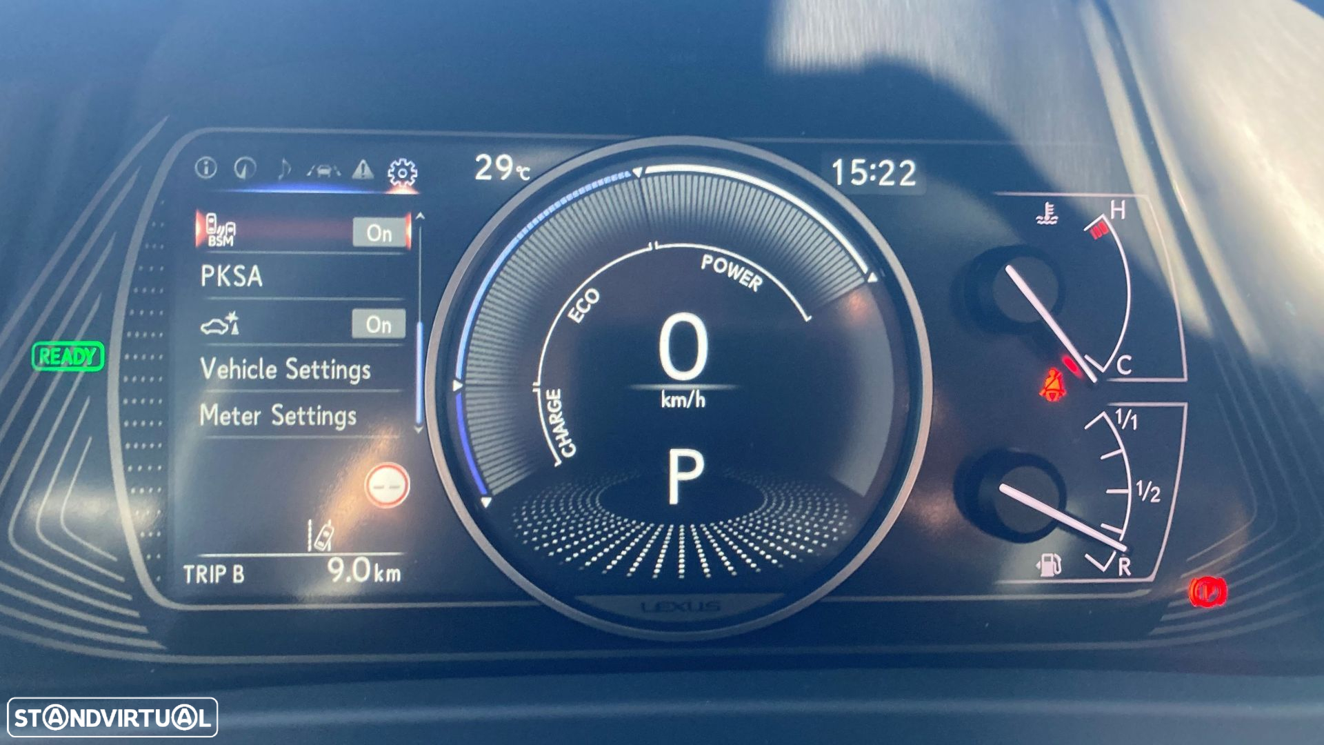 Lexus UX 250h Sport (Ecrã 12.3) - 14