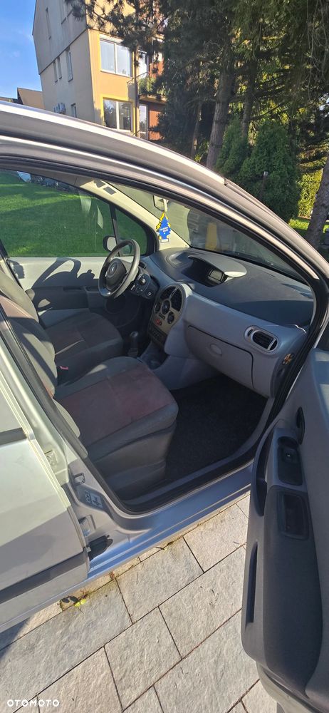 Renault Modus 1.6 16V Privilege - 8