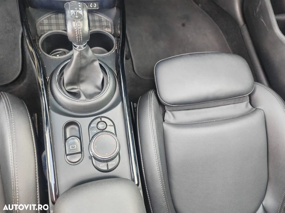 Mini Clubman Cooper Aut. Untold Edition - 25