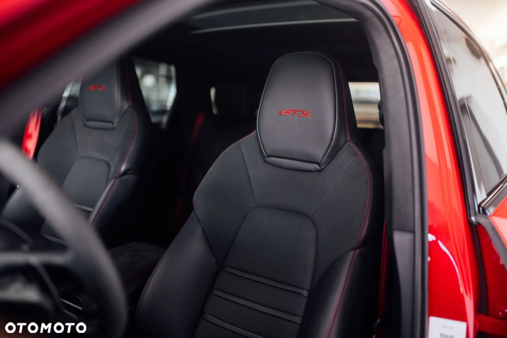 Porsche Cayenne - 23