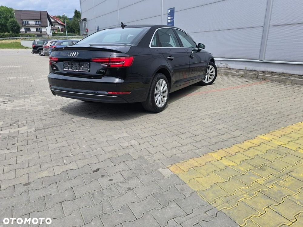 Audi A4 Limousine - 6