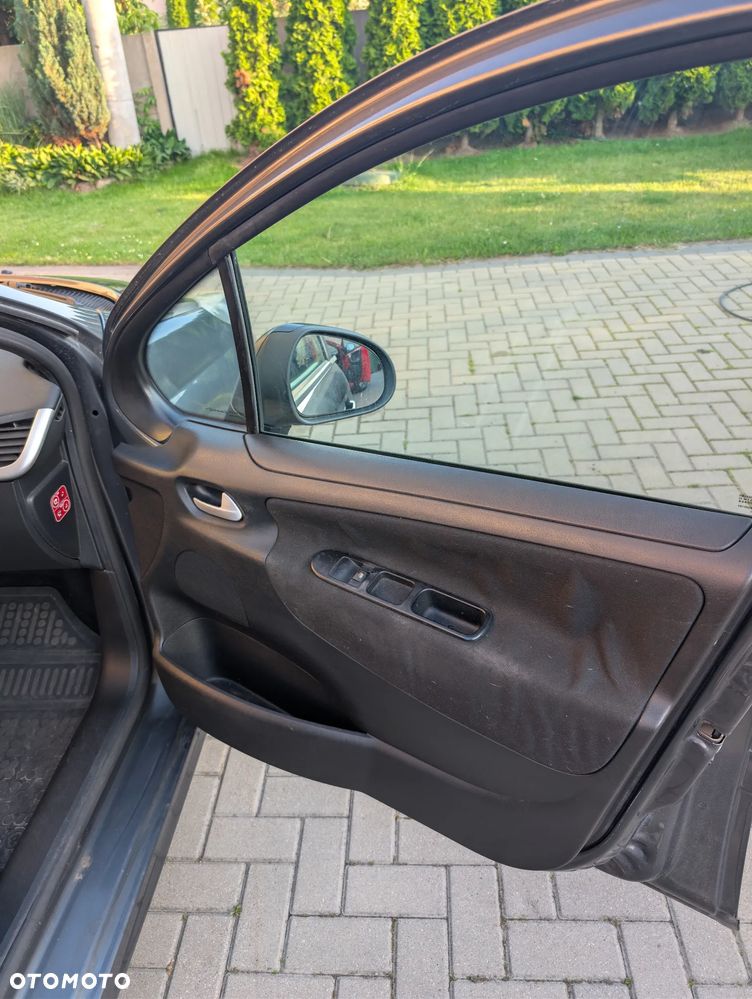 Peugeot 207 1.6 HDi Active - 19