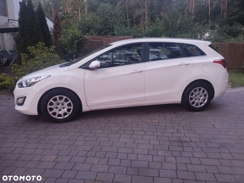 Hyundai i30 i30cw 1.6 CRDi Trend - 14
